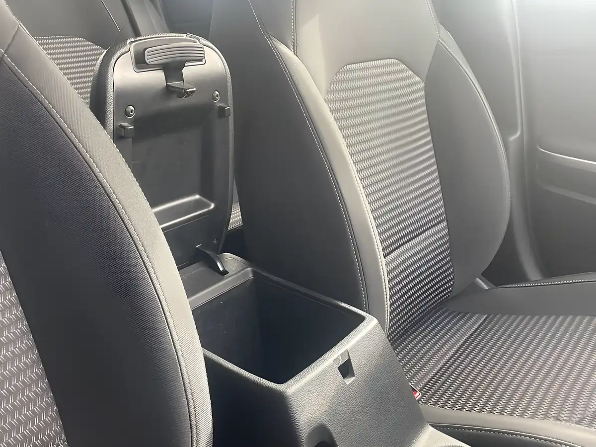 Used 2022 Kia Xceed 2 Grey - Interior and Exterior details 17