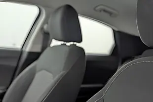 Used 2022 Kia Xceed 2 White - Interior and Exterior details 13