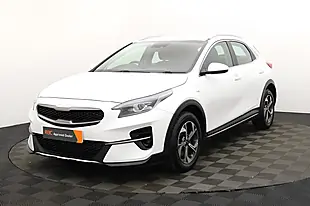 Used 2022 Kia Xceed 2 White - Interior and Exterior details 6