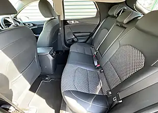 Used 2022 Kia Xceed 3 Dark Penta Metal - Interior and Exterior details 17