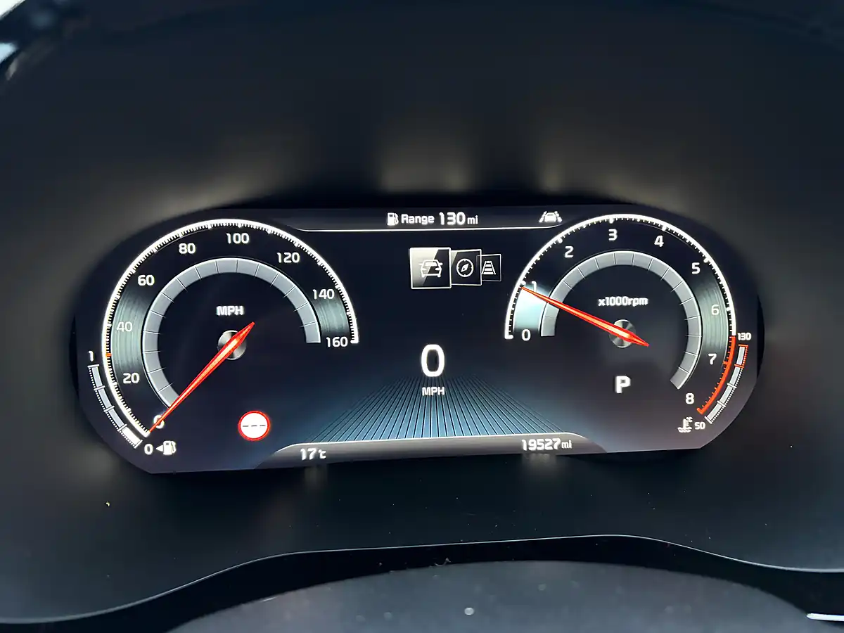 Used 2022 Kia Xceed 4 Grey - Interior and Exterior details 15