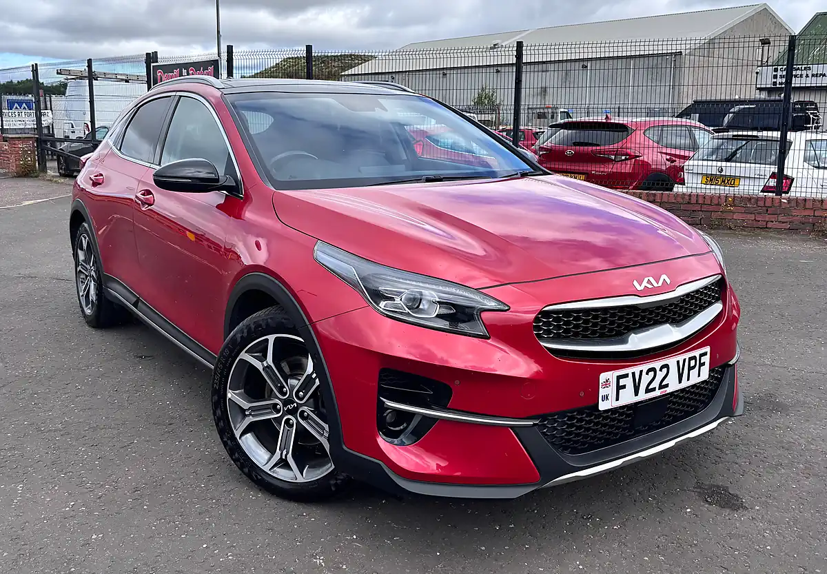 Used 2022 Kia Xceed 4 Red - Front View