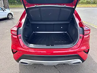 Used 2022 Kia Xceed 4 Red - Interior and Exterior details 19