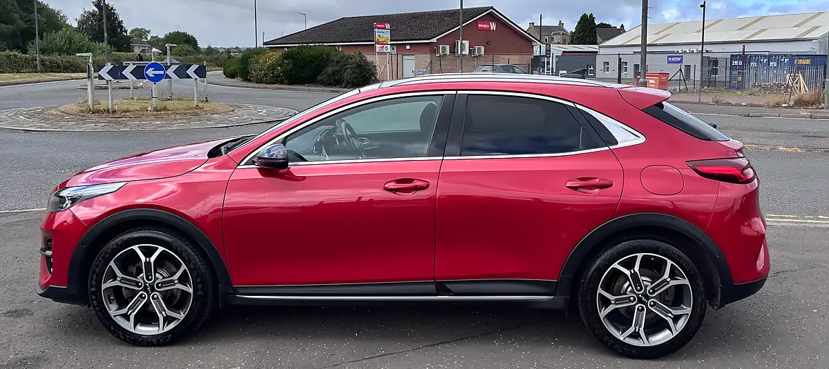 Used 2022 Kia Xceed 4 Red - Interior and Exterior details 2