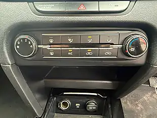 Used 2022 Kia Xceed Connect Blue - Interior and Exterior details 12