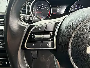Used 2022 Kia Xceed Connect Blue - Interior and Exterior details 8