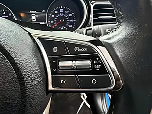 Used 2022 Kia Xceed Connect Blue - Interior and Exterior details 9
