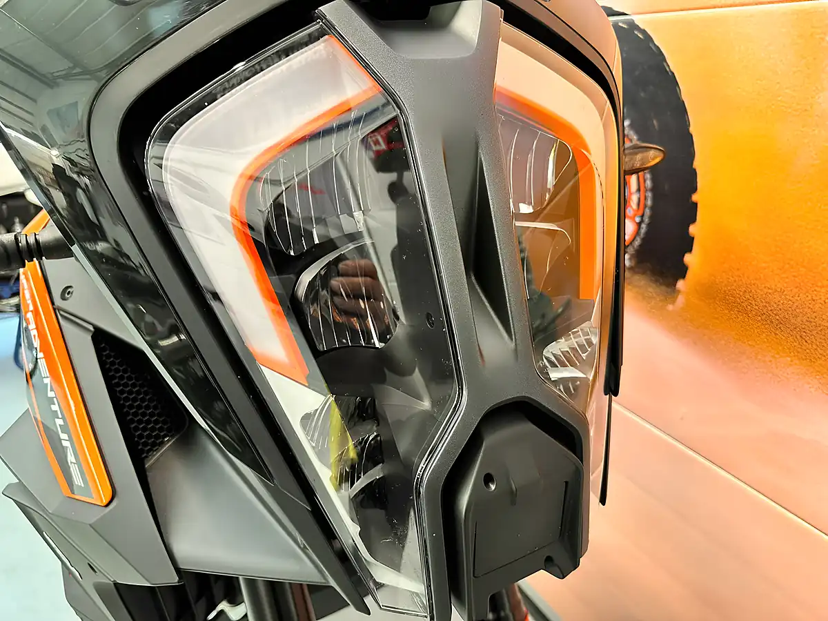 Used 2022 Ktm 1290 Super Adventure S - Interior and Exterior details 10
