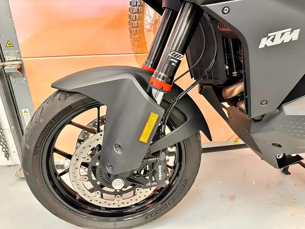 Used 2022 Ktm 1290 Super Adventure S - Interior and Exterior details 11