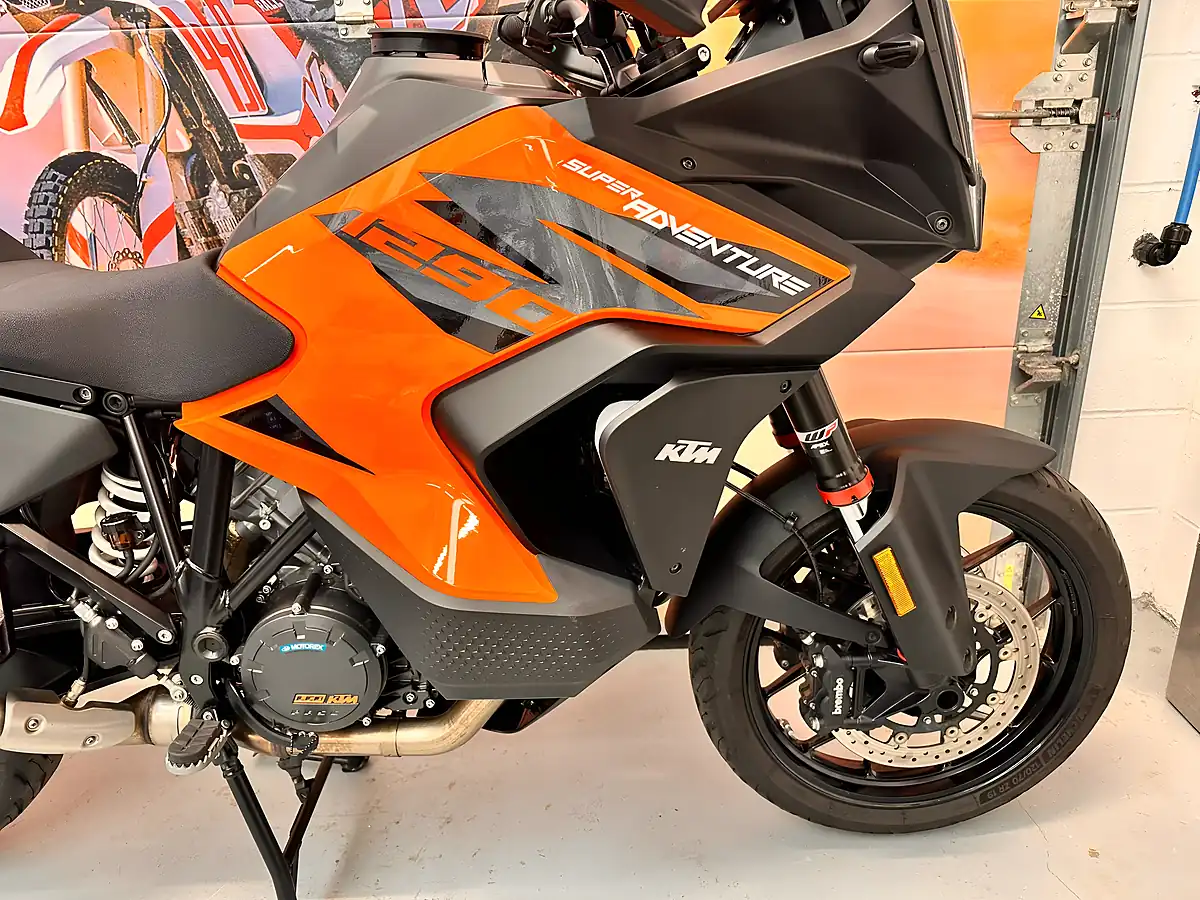 Used 2022 Ktm 1290 Super Adventure S - Interior and Exterior details 3