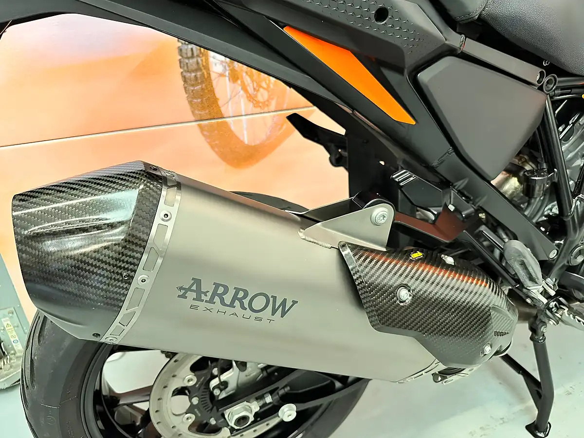 Used 2022 Ktm 1290 Super Adventure S - Interior and Exterior details 4