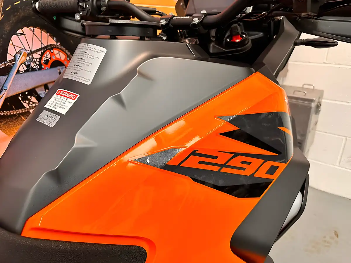 Used 2022 Ktm 1290 Super Adventure S - Interior and Exterior details 7
