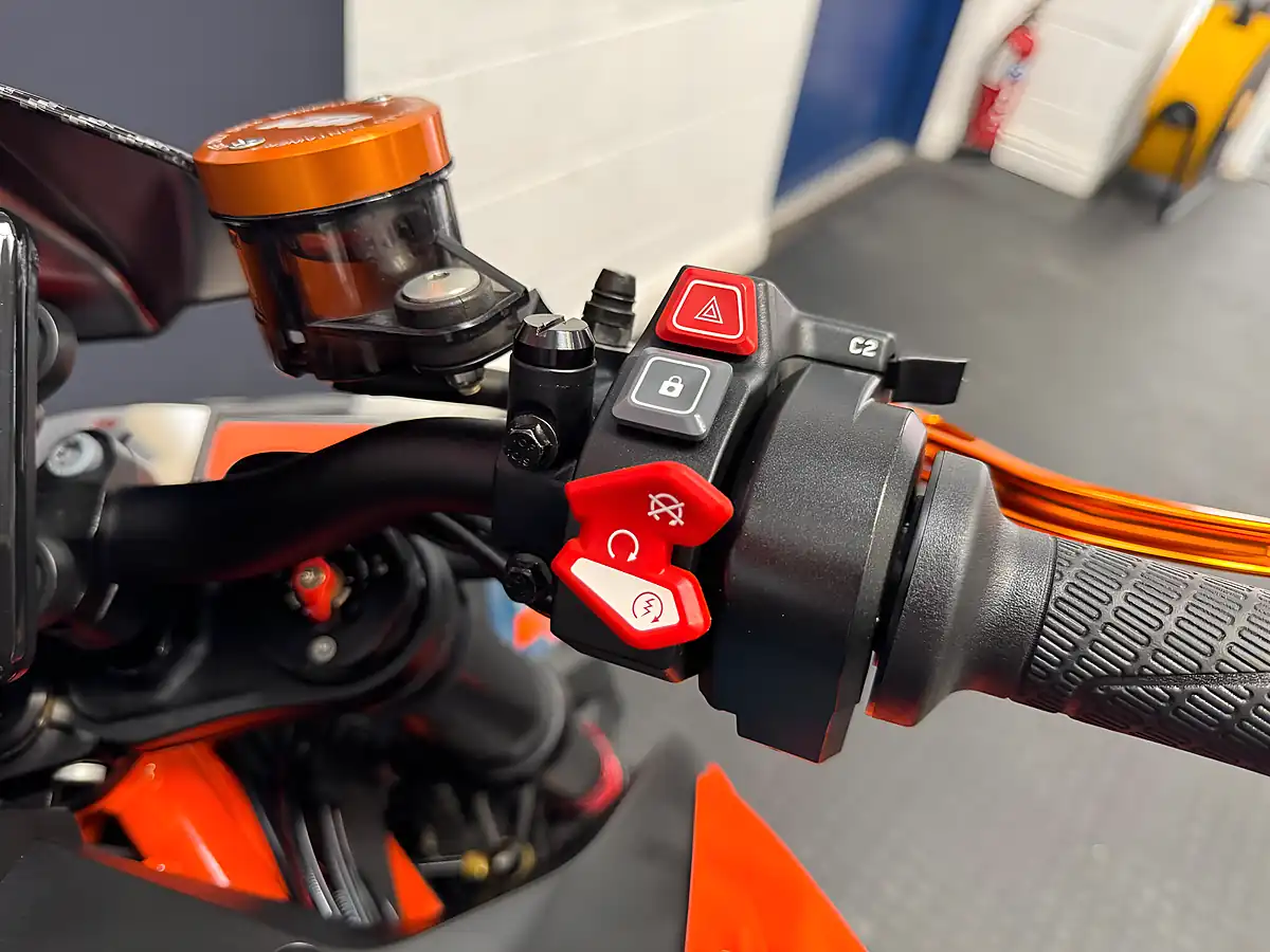 Used 2022 Ktm 1290 Super Duke R - Interior and Exterior details 13