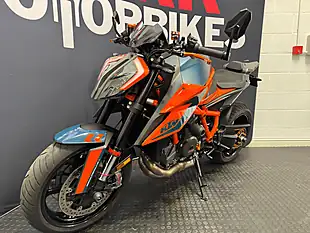 Used 2022 Ktm 1290 Super Duke R - Interior and Exterior details 16