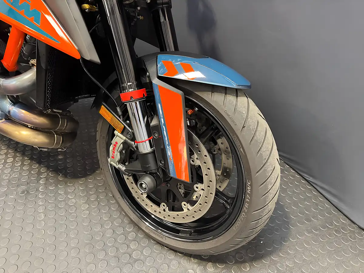 Used 2022 Ktm 1290 Super Duke R - Interior and Exterior details 7