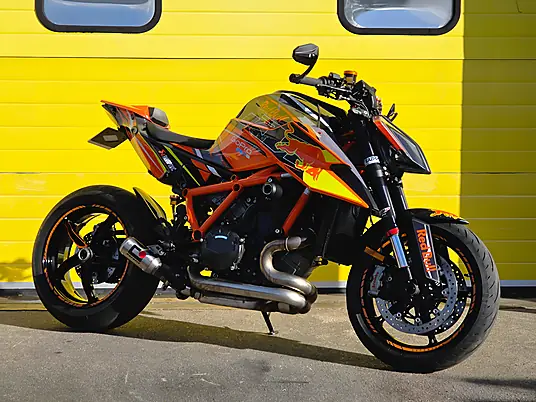 2022 KTM 1290 Superduke R