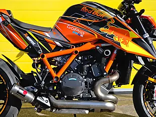 Used 2022 Ktm 1290 Super Duke R Orange - Interior and Exterior details 9