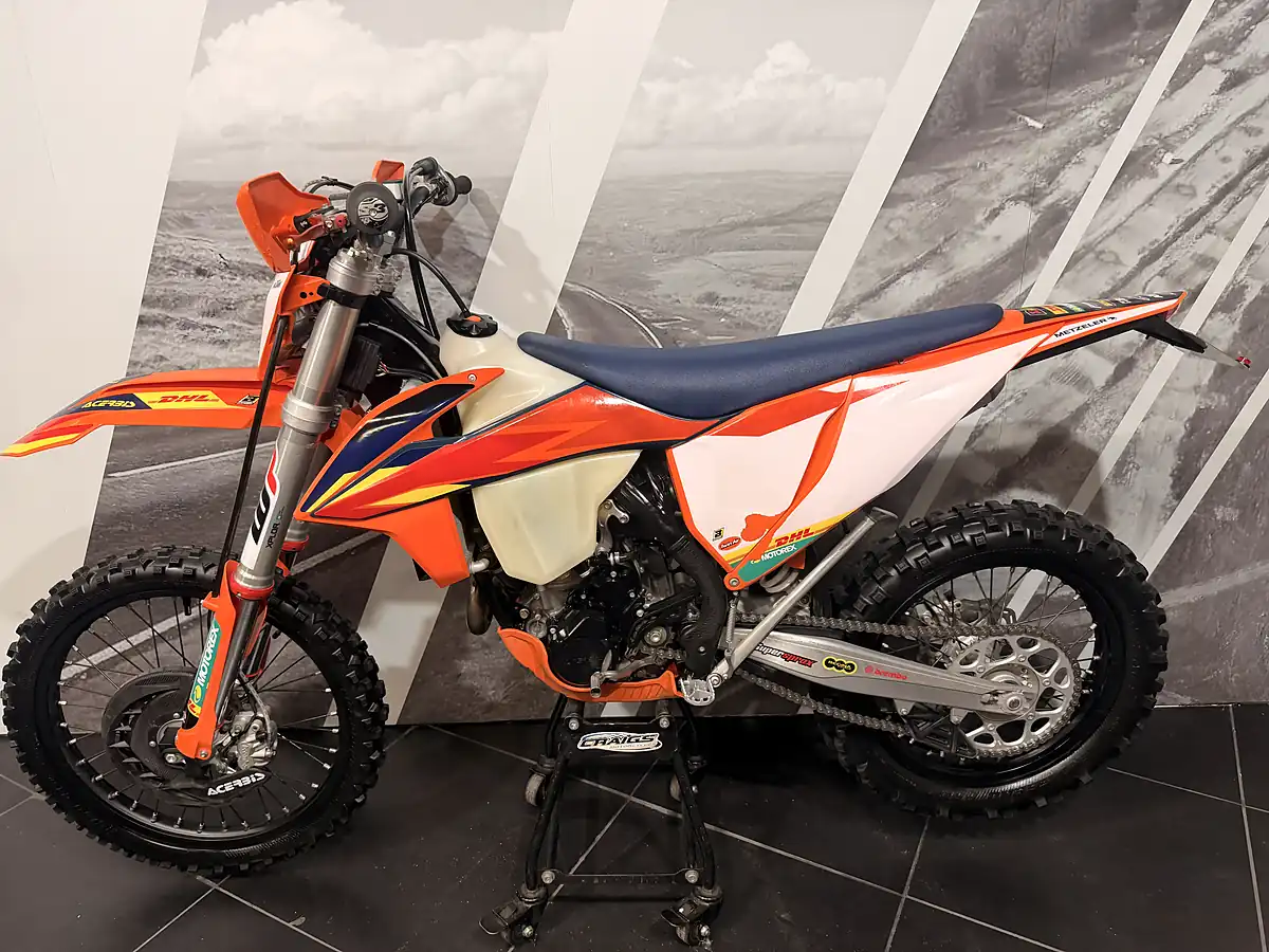 Used 2022 Ktm 250 Exc-F Orange - Interior and Exterior details 9