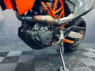 Used 2022 Ktm 690 Smc R Orange - Interior and Exterior details 11
