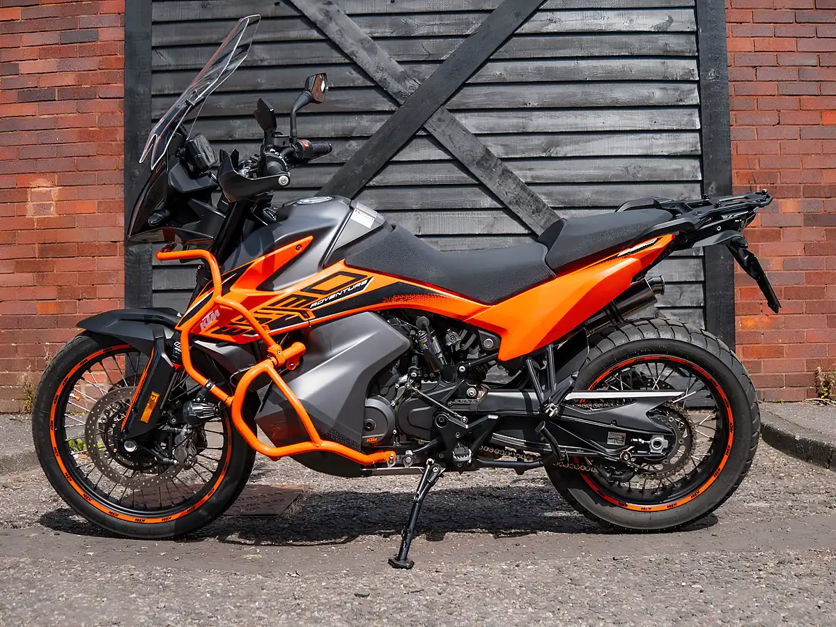 Used 2022 Ktm 890 Adventure Black / Orange - Interior and Exterior details 17