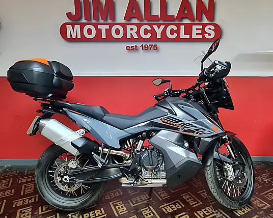 2022 KTM 890 Adventure