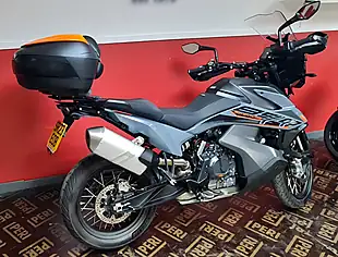 Used 2022 Ktm 890 Adventure Grey - Interior and Exterior details 15