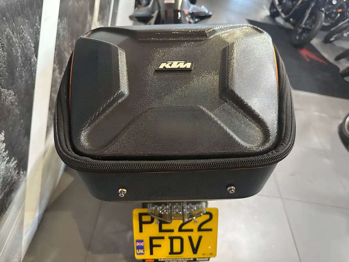 Used 2022 Ktm 890 Duke Black and Orange - Interior and Exterior details 18