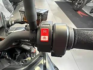 Used 2022 Ktm 890 Duke Black and Orange - Interior and Exterior details 19