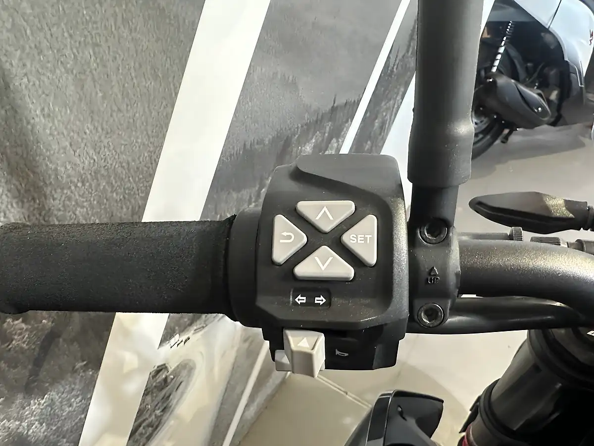 Used 2022 Ktm 890 Duke Black and Orange - Interior and Exterior details 20