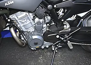 Used 2022 Ktm 890 Duke Naked Black - Interior and Exterior details 14