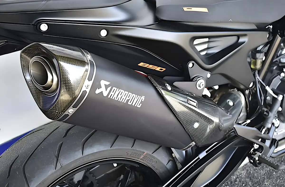 Used 2022 Ktm 890 Duke Naked Black - Interior and Exterior details 6