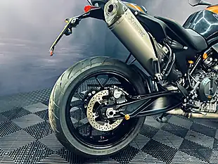 Used 2022 Ktm 890 Duke Orange - Interior and Exterior details 17