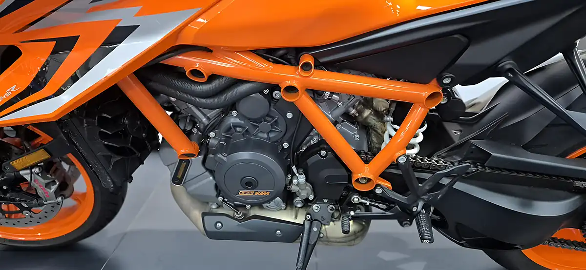 Used 2022 Ktm Superduke R - Interior and Exterior details 12