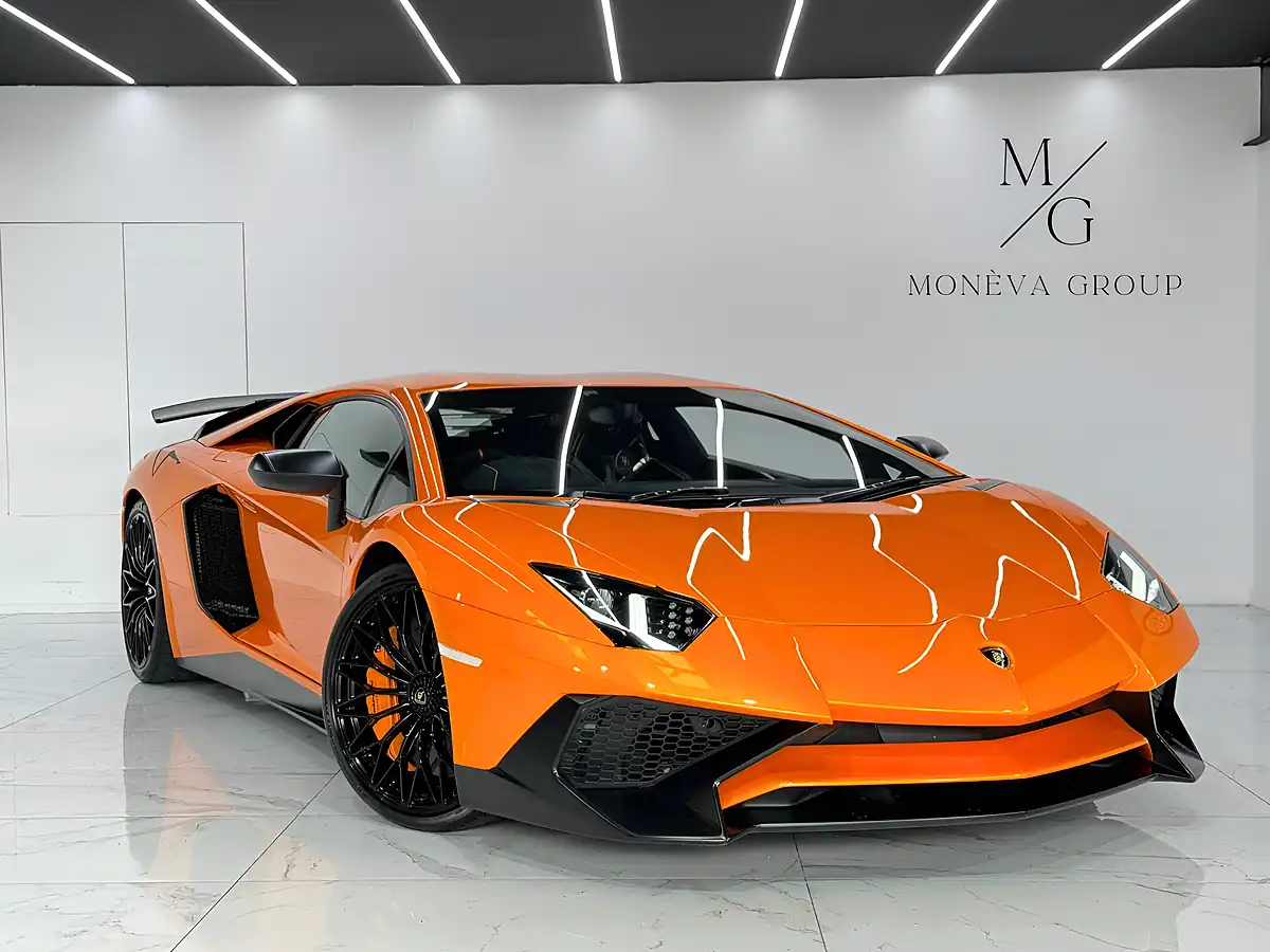 Used 2022 Lamborghini Aventador Superveloce Orange - Front View
