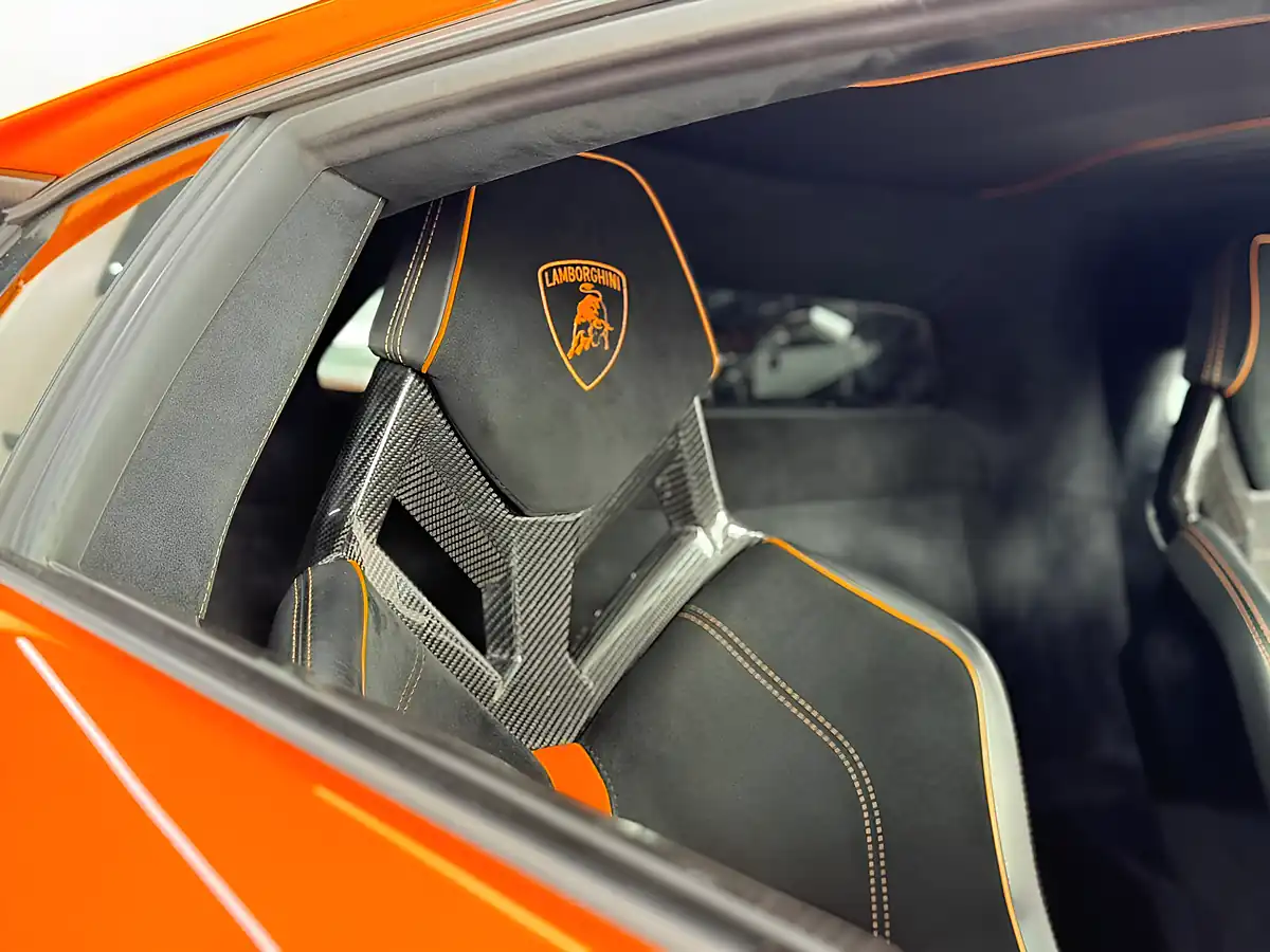 Used 2022 Lamborghini Aventador Superveloce Orange - Interior and Exterior details 10