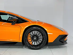 Used 2022 Lamborghini Aventador Superveloce Orange - Interior and Exterior details 11