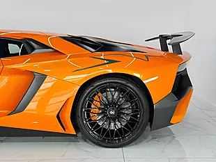 Used 2022 Lamborghini Aventador Superveloce Orange - Interior and Exterior details 17