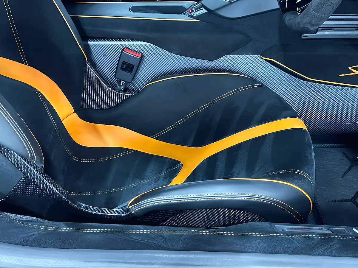 Used 2022 Lamborghini Aventador Superveloce Orange - Interior and Exterior details 18
