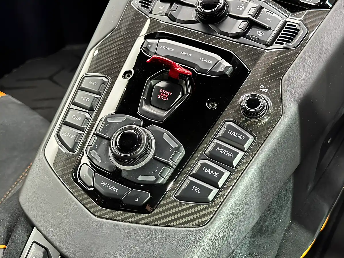 Used 2022 Lamborghini Aventador Superveloce Orange - Interior and Exterior details 20