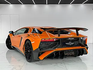 Used 2022 Lamborghini Aventador Superveloce Orange - Interior and Exterior details 5