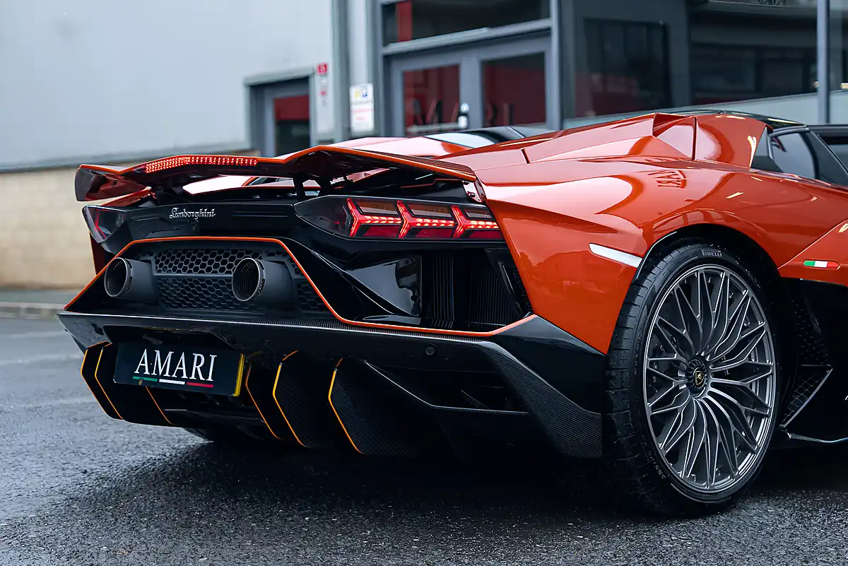 Used 2022 Lamborghini Aventador Ultimae Roadster Arancio Bruciato - Interior and Exterior details 10