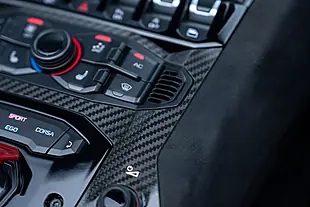 Used 2022 Lamborghini Aventador Ultimae Roadster Arancio Bruciato - Interior and Exterior details 13