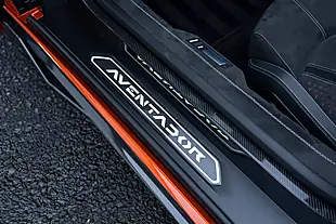 Used 2022 Lamborghini Aventador Ultimae Roadster Arancio Bruciato - Interior and Exterior details 14