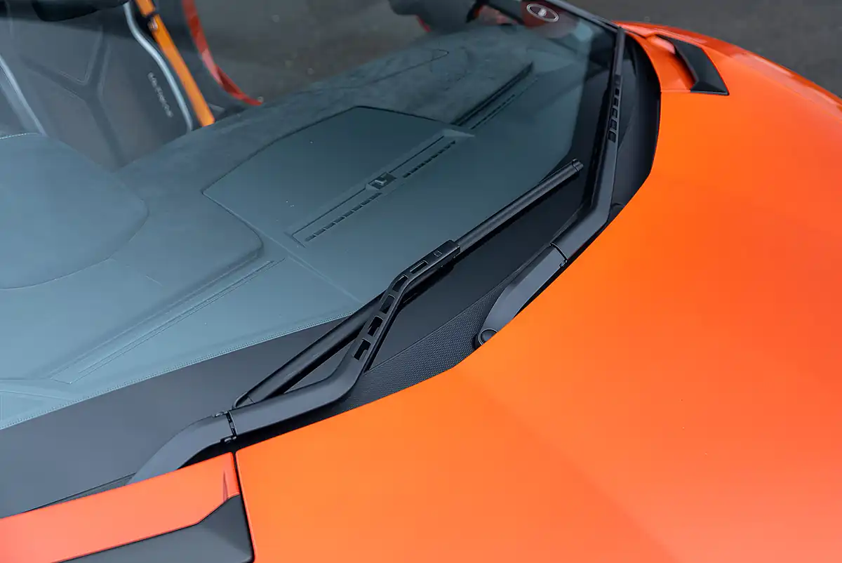 Used 2022 Lamborghini Aventador Ultimae Roadster Arancio Bruciato - Interior and Exterior details 15