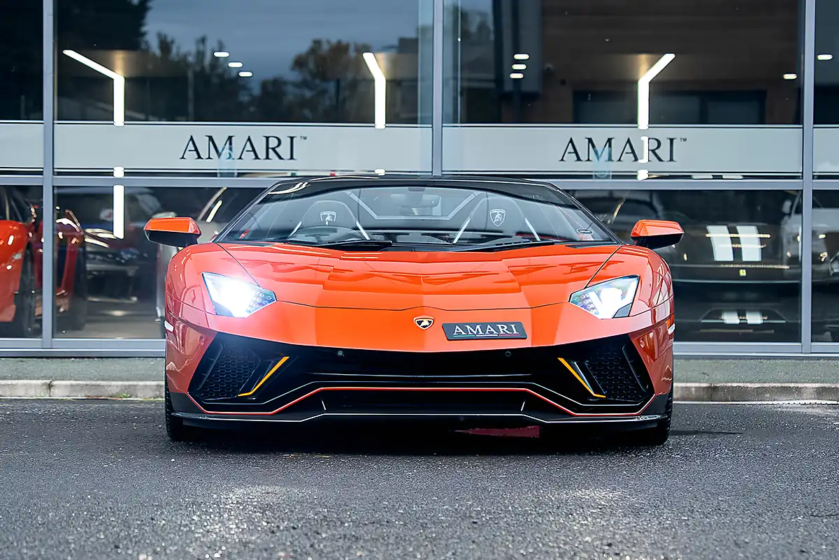 Used 2022 Lamborghini Aventador Ultimae Roadster Arancio Bruciato - Interior and Exterior details 5