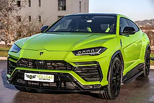 Used 2022 Lamborghini Urus Pearl Capsule Green - Interior and Exterior details 6