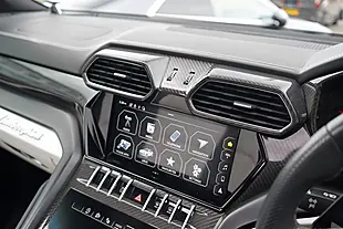 Used 2022 Lamborghini Urus Viola Pasifae - Interior and Exterior details 18