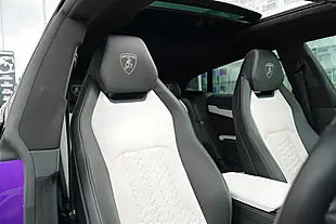 Used 2022 Lamborghini Urus Viola Pasifae - Interior and Exterior details 2