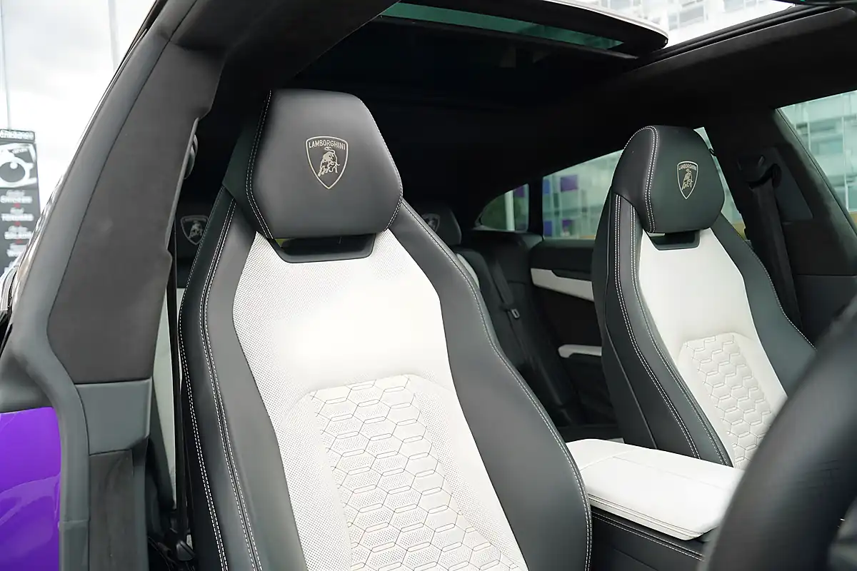 Used 2022 Lamborghini Urus Viola Pasifae - Interior and Exterior details 2