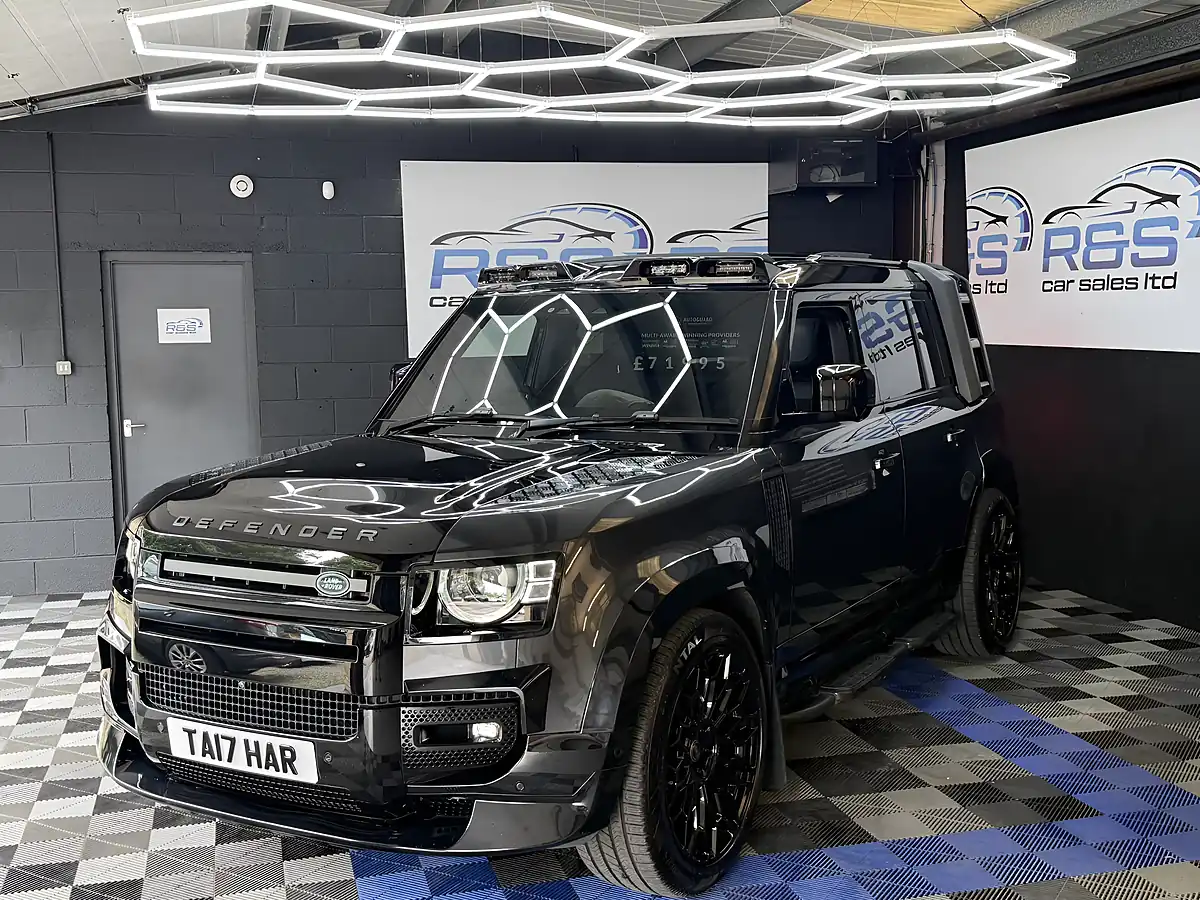 Used 2022 Land Rover Defender 110 Carpathian Edition Grey - Interior and Exterior details 9